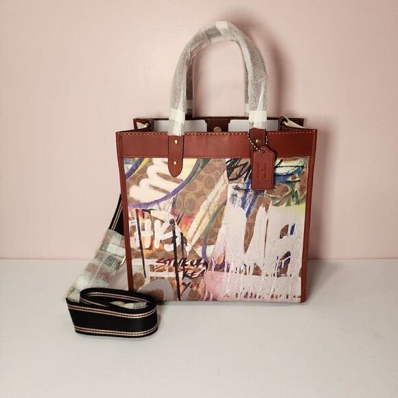 NWT CD719 Coach X Mint + Serf Field Tote In Signature Canvas Tan Rust Multi - Picture 1 of 7